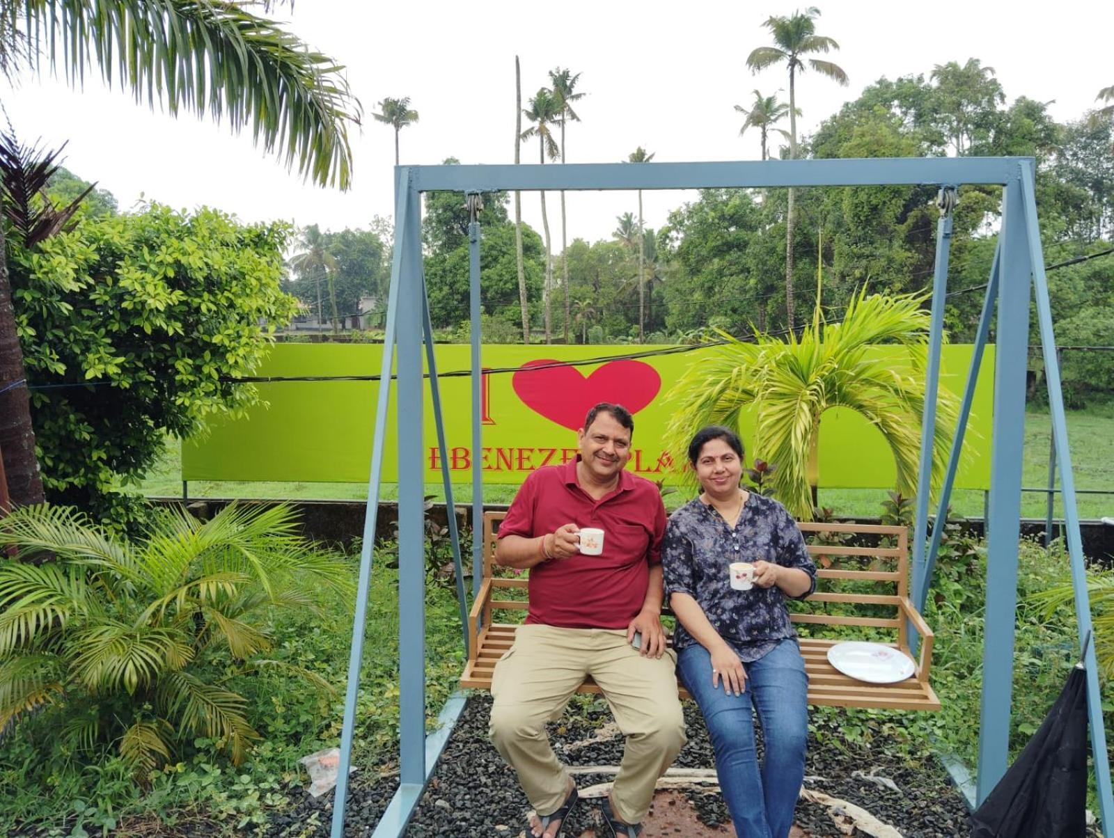 Hotel Ebenezer Plaza Nedumbassery Esterno foto